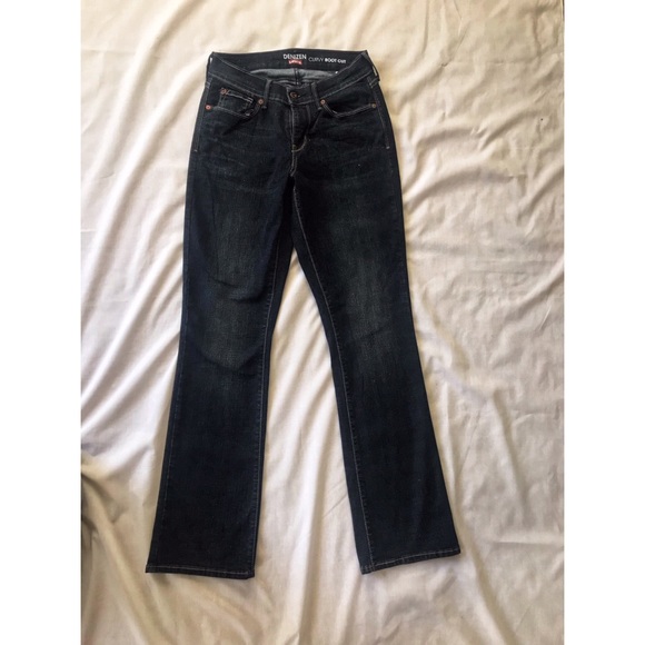 Levi’s Boot Cut Jeans - Picture 2 of 5